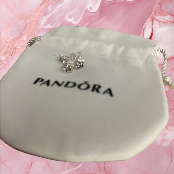 Pandora Star earrings authentic 100% - Picture 2 of 4